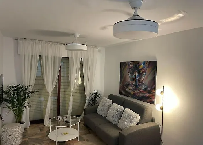 Primera Linea Playa-youtripmalaga * Fuengirola